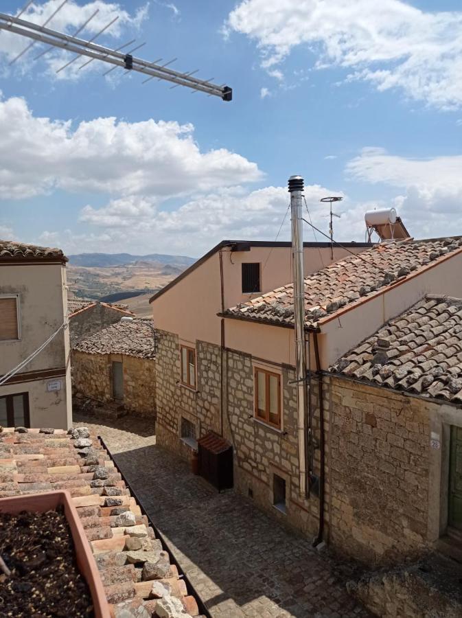 Casa Vacanze Borgo Gulini Da Anna Petralia Soprana Exterior foto